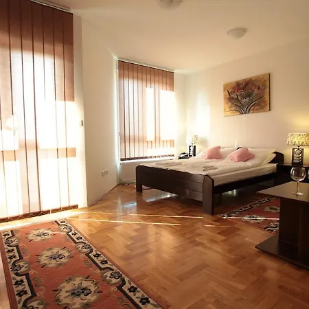 Hostel Royal Obrenovac (Belgrade)